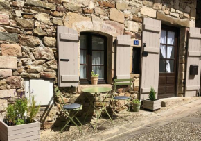Najac - Mon Petit Gite located in one of the most beautiful villages in France
